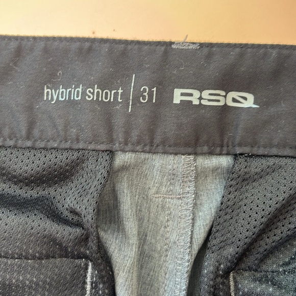 RSQ hybrid shorts for men in size 31.  Dark gray.  Excellent condition! - Picture 4 of 4